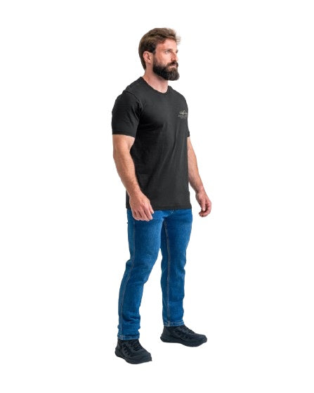 CAMISETA CONQUER SNAKE PRETA INVICTUS