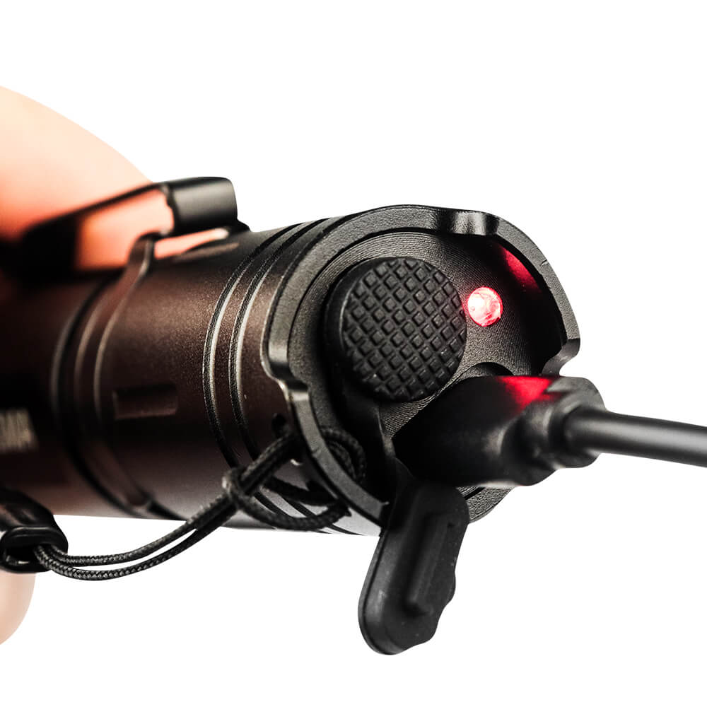 LANTERNA TÁTICA SIGMA 1000 LUMENS