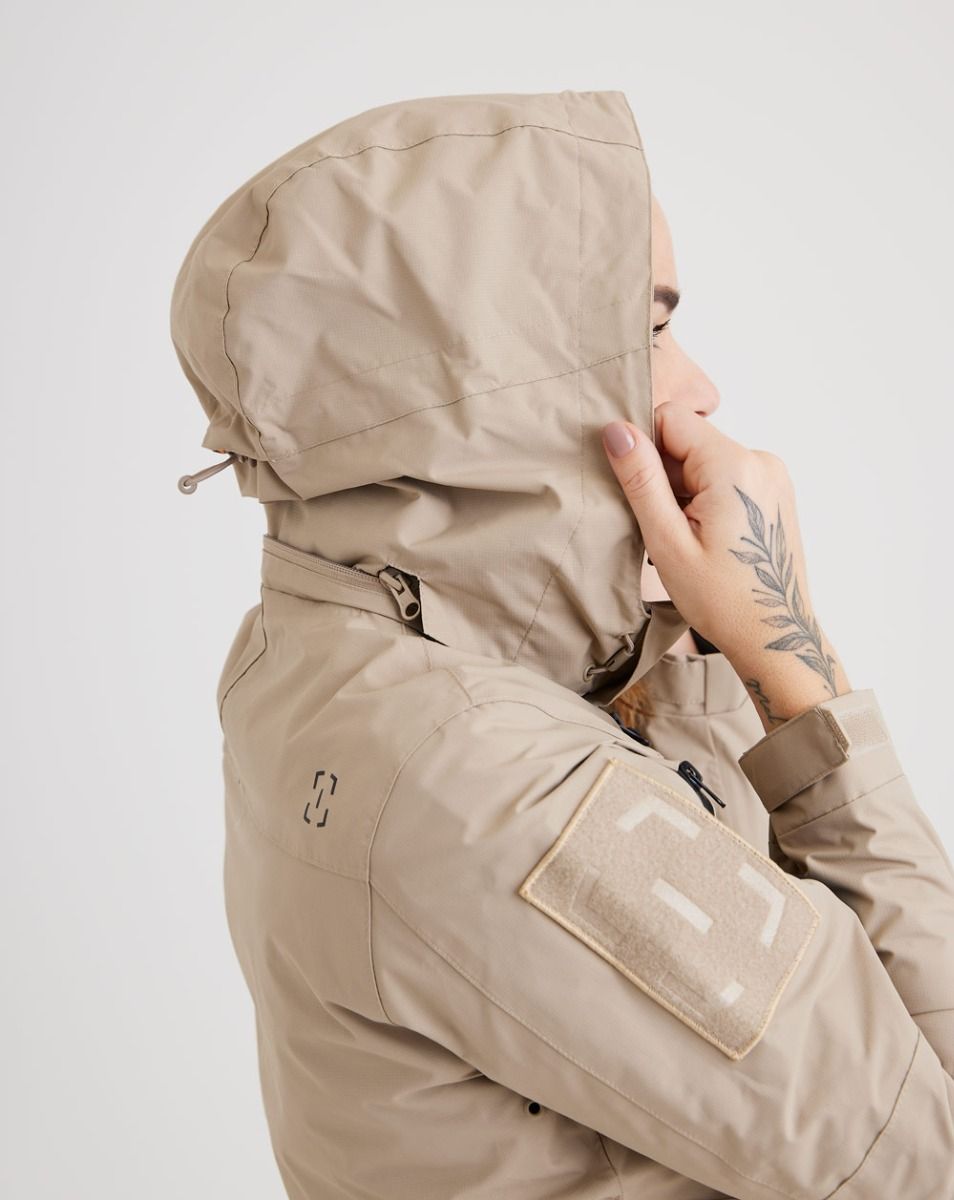 JAQUETA RAIN 2.0 IMPERMEÁVEL FEMININA CAQUI - INVICTUS